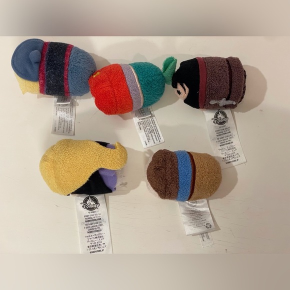 Disney Mini Tsum Ariel‎ Rapunzel Flynn Rider Frozen Kristoff Cassandra Toys - Picture 3 of 5